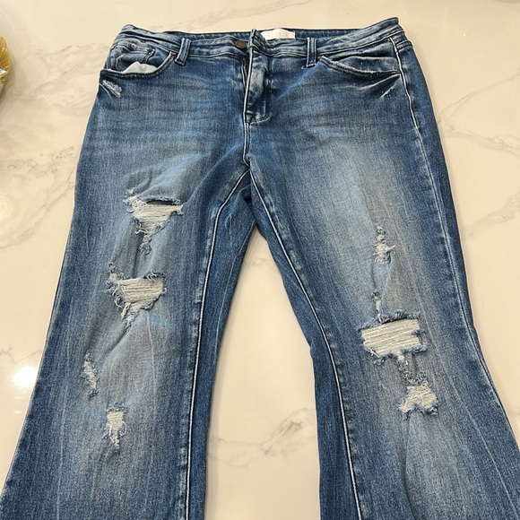 Distressed Wide Leg Jeans - Picture 4 of 6